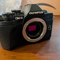 Olympus OM-D E-M10 Mark III