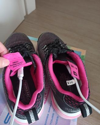 Skechers