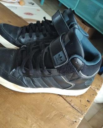 Adidas sneakers Varial Mid
