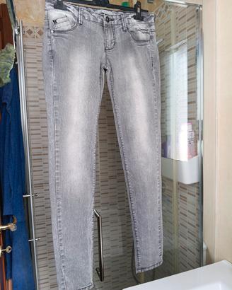 Jeans Terranova grigi 