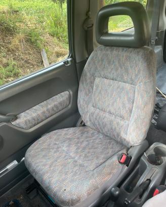 sedili suzuki jimny