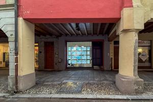 NEGOZIO A CASTELLEONE