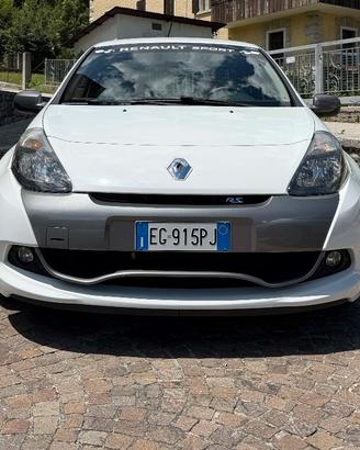 CLIO 3 RS