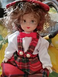 bambolina in porcellana