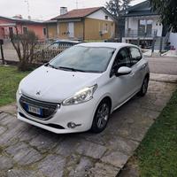 PEUGEOT 208 5P Allure