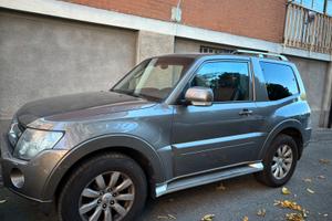 Pajero  Mitsubishi diesel 3200 cavalli 200