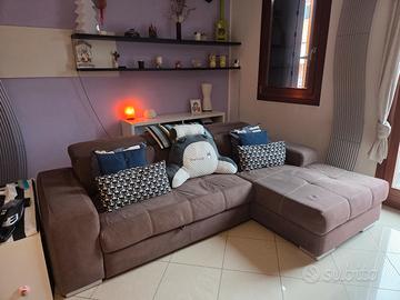 DIVANO ANGOLARE CON PENISOLA + LETTO ESTRAIBILE