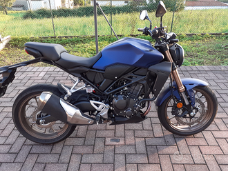 Honda cb 300 Vendita in Moto e scooter