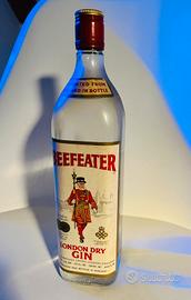 Bottiglia vintage gin beefeater london anni 80