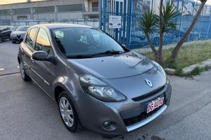 Renault Clio 1.5 dCi 75 CV 2012 navigatore