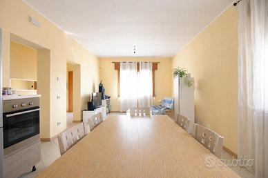 PORZIONE DI BIFAMILIARE A SCORZÈ