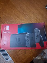 Nintendo Switch + laptop Thomson + rasoio Philips