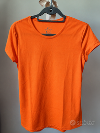 Maglietta dri-fit Nike NUOVA per sport/corsa
