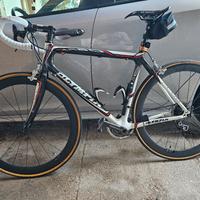 bici da corsa full carbon Olympia