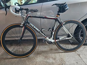 bici da corsa full carbon Olympia