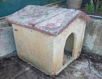 cuccia in cemento prefabbricato