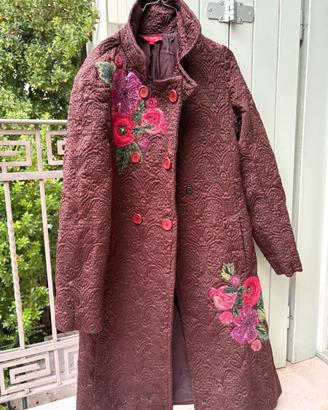 Cappotto bordeaux con ricami floreali - Taglia S 