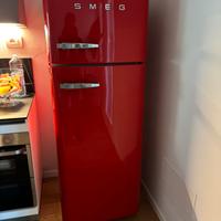 Frigorifero rosso smeg