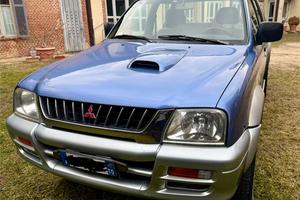 Mitsubishi L200 splendido