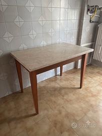 Tavolo allungabile