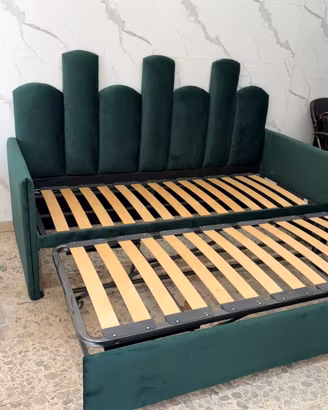 Divano letto modello plasmon completo di materassi