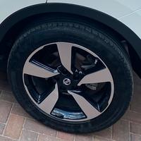 cerchi in lega bicolore x nissan qushqai