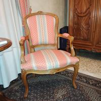 Poltrone in stile antico