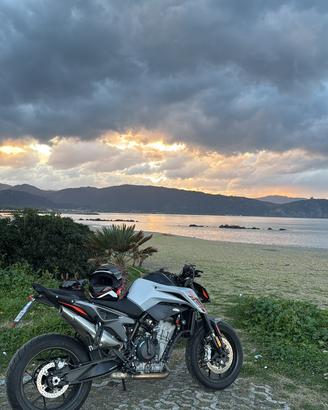 2023 KTM Duke 790 L ABS 35Kw - Patente A2