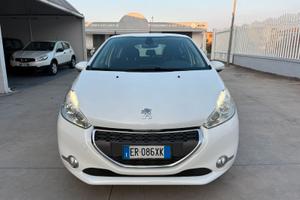 PEUGEOT 208 5P Allure