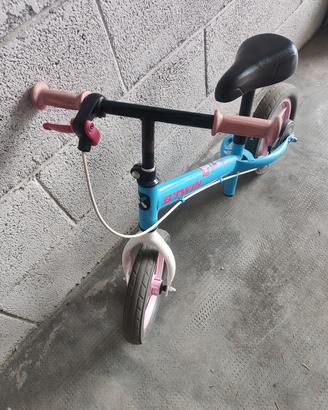 bicicletta senza pedali