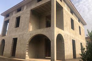 Villa indipendente a Senorbi da ultimare giardino