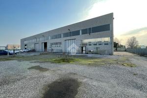 CAPANNONE A PONCARALE