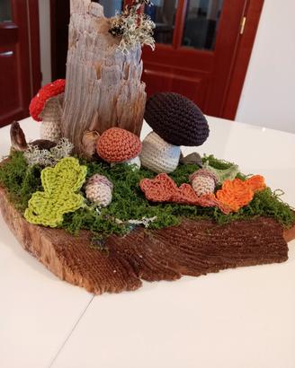Composizione all'uncinetto Il Sottobosco