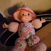 Bambola Fiba con sonaglino