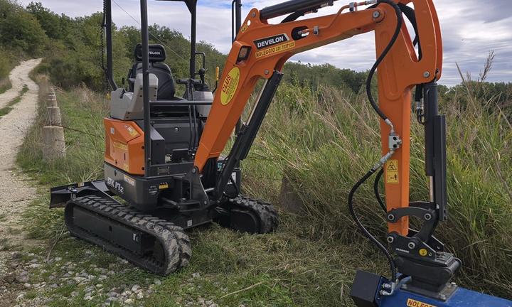 Mini escavatore DEVELON DX17z