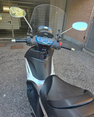 piaggio Beverly 300 ie