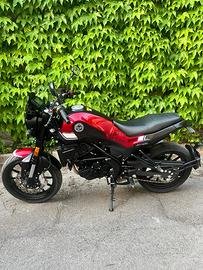 Benelli leoncino 250