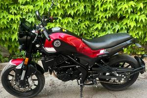 Benelli leoncino 250