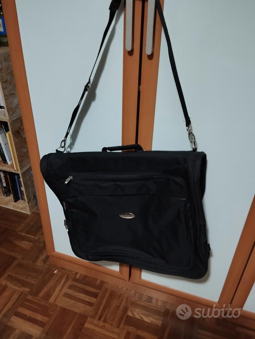 borsa da viaggio porta vestiti - Abbigliamento e Accessori In vendita a  Pesaro e Urbino