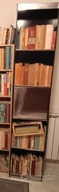  libreria cromata e nera