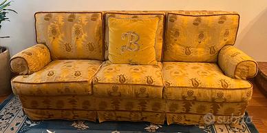 Divano classico in tessuto Foruny Venezia