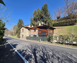 CASA SINGOLA CON TERRENO - TACENO