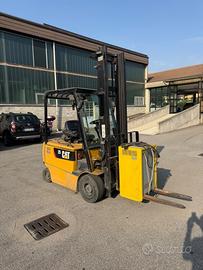 Caterpillar 25 qli elettrico anno 2010 simplex 450