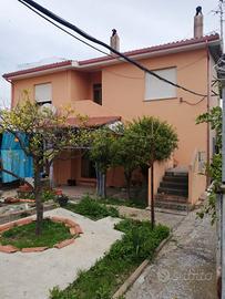 Immobile con 2 appartamenti