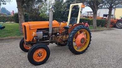 Trattore fiat 411 R