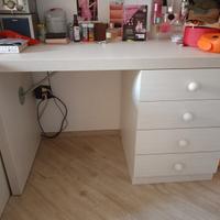 letto più scrivania 