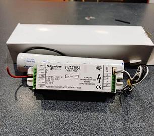 Schneider kit everlux di illuminazione emergenza