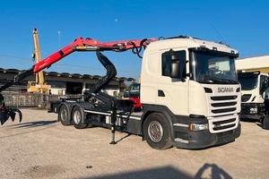 Scania G490 Gru + gancio scarrabile