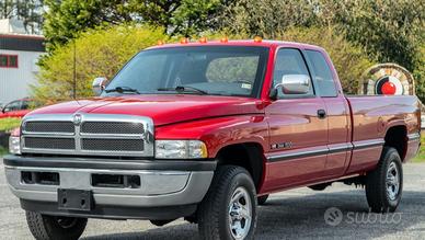 Dodge RAM o Chevy tahoe