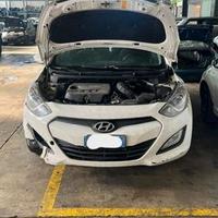 HYUNDAI i30 D4FB 1.6